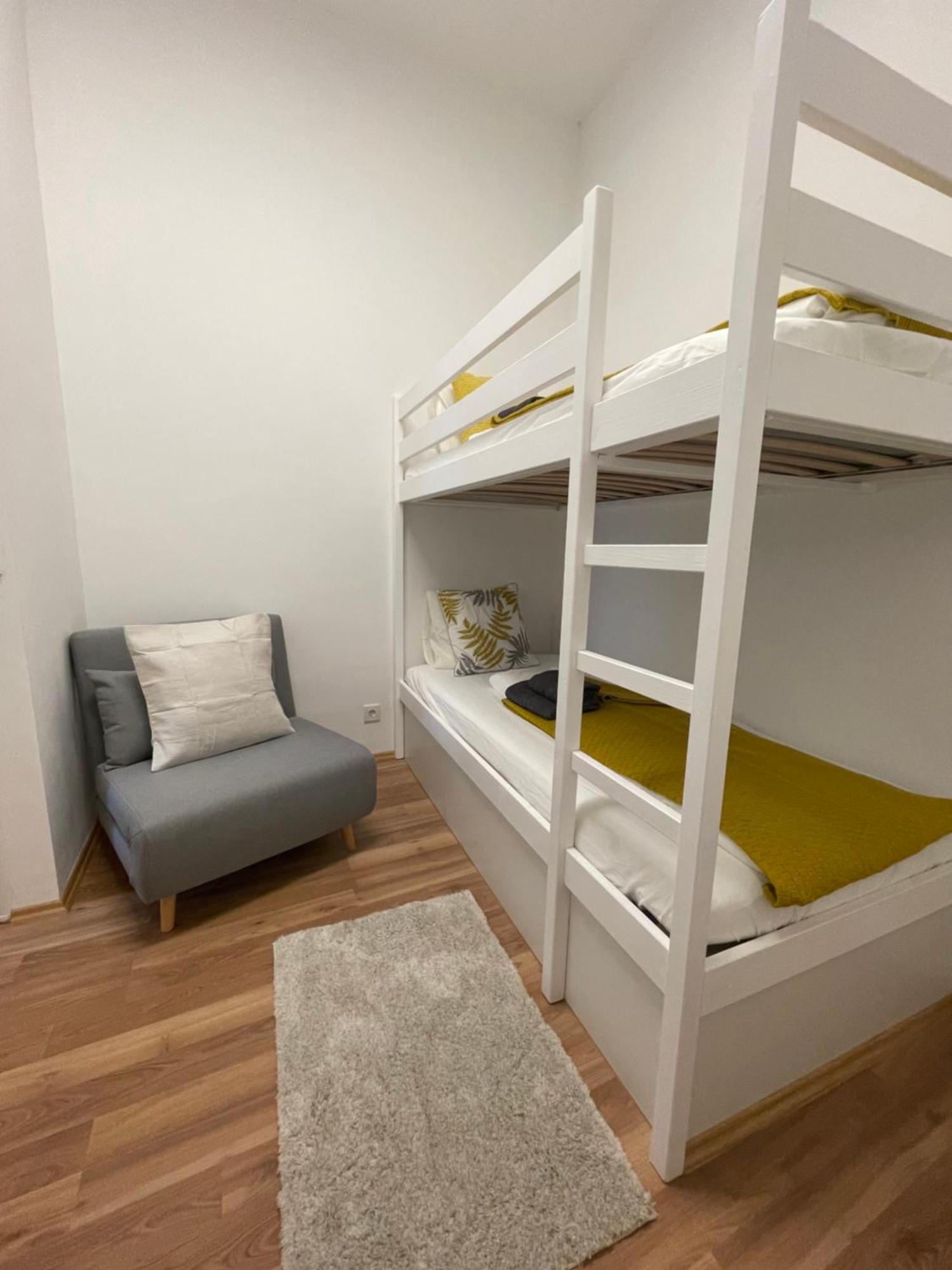 Central Mini Apartment Rhg 1 Viena Exterior foto